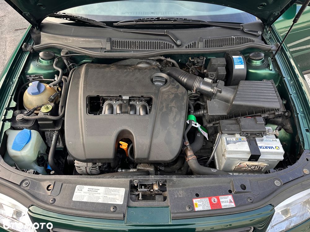 Audi A3 3-drzwiowe 1.6 Ambition - 22