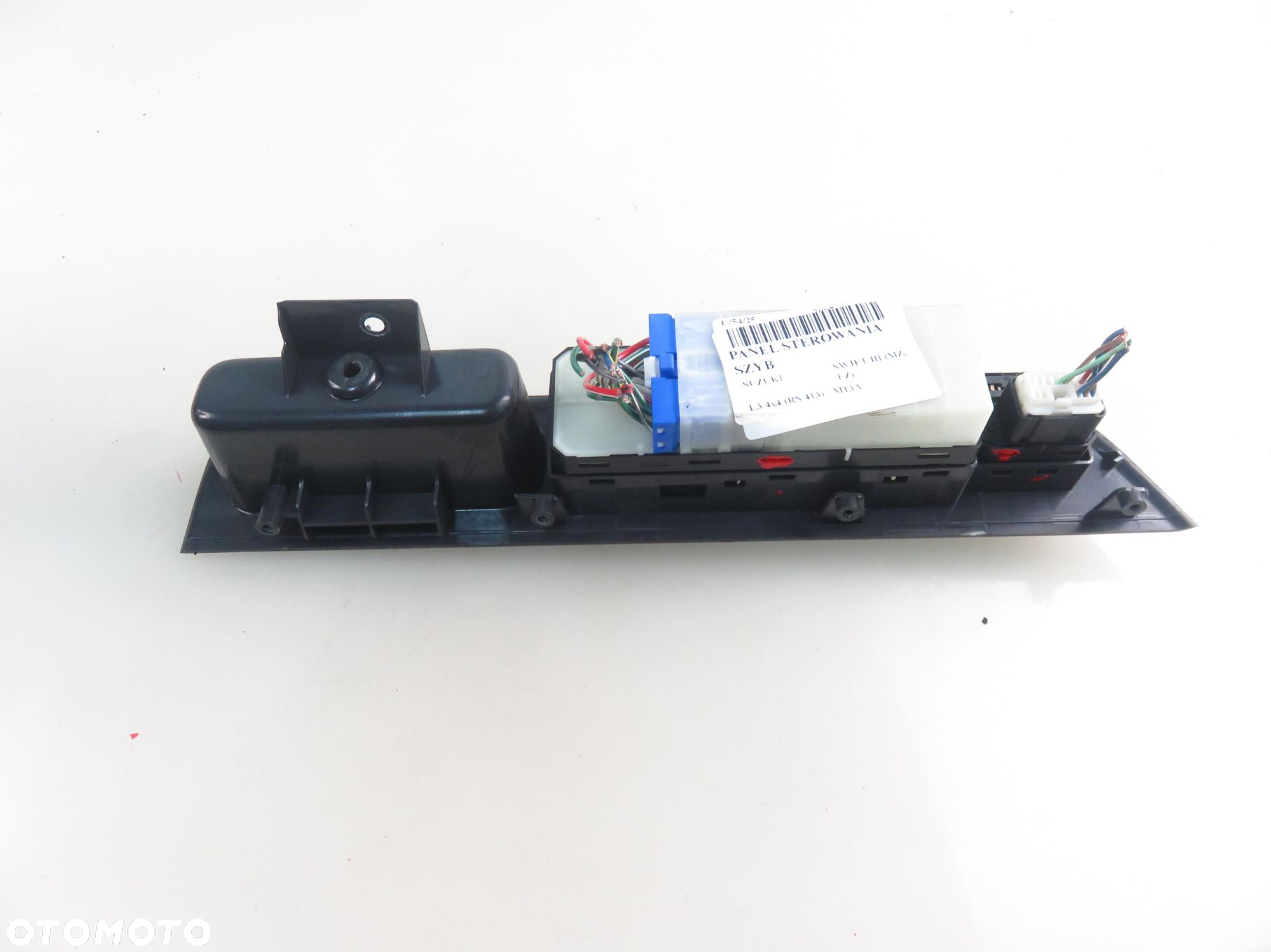 PANEL SZYB SUZUKI SWIFT MK6 62J502716T - 8
