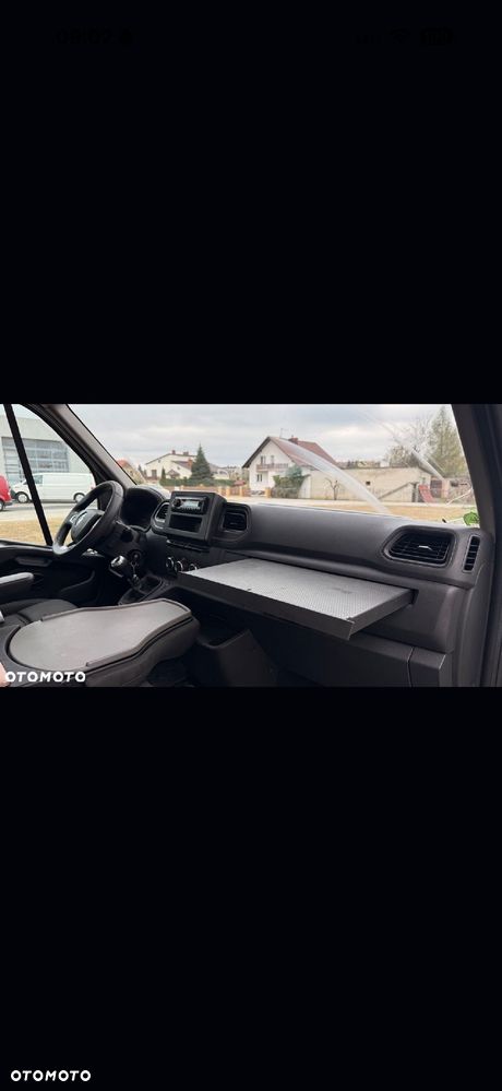 Mercedes-Benz Sprinter - 9