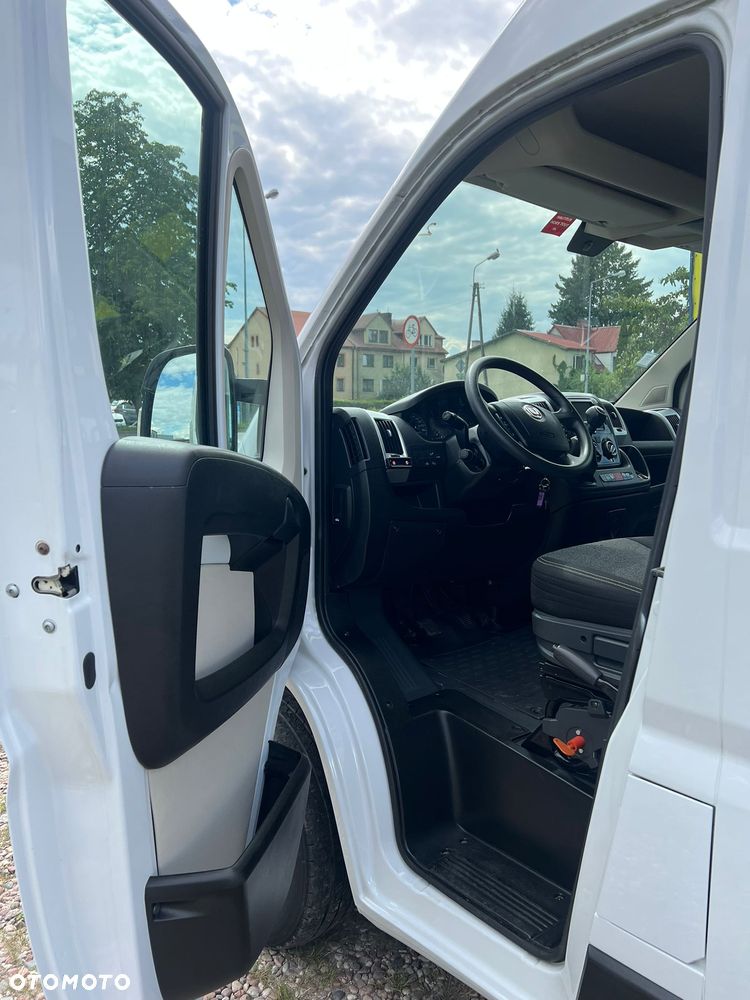 Fiat Ducato 2018 rok L2H2 + Winda - 15