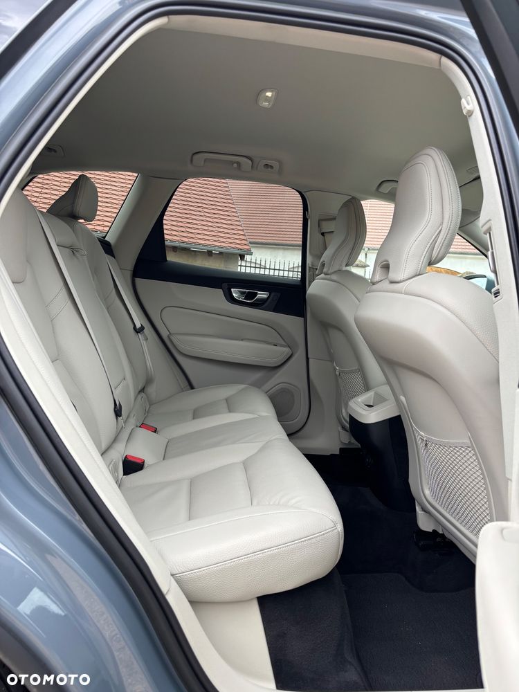 Volvo XC 60 B4 D Geartronic Inscription - 16