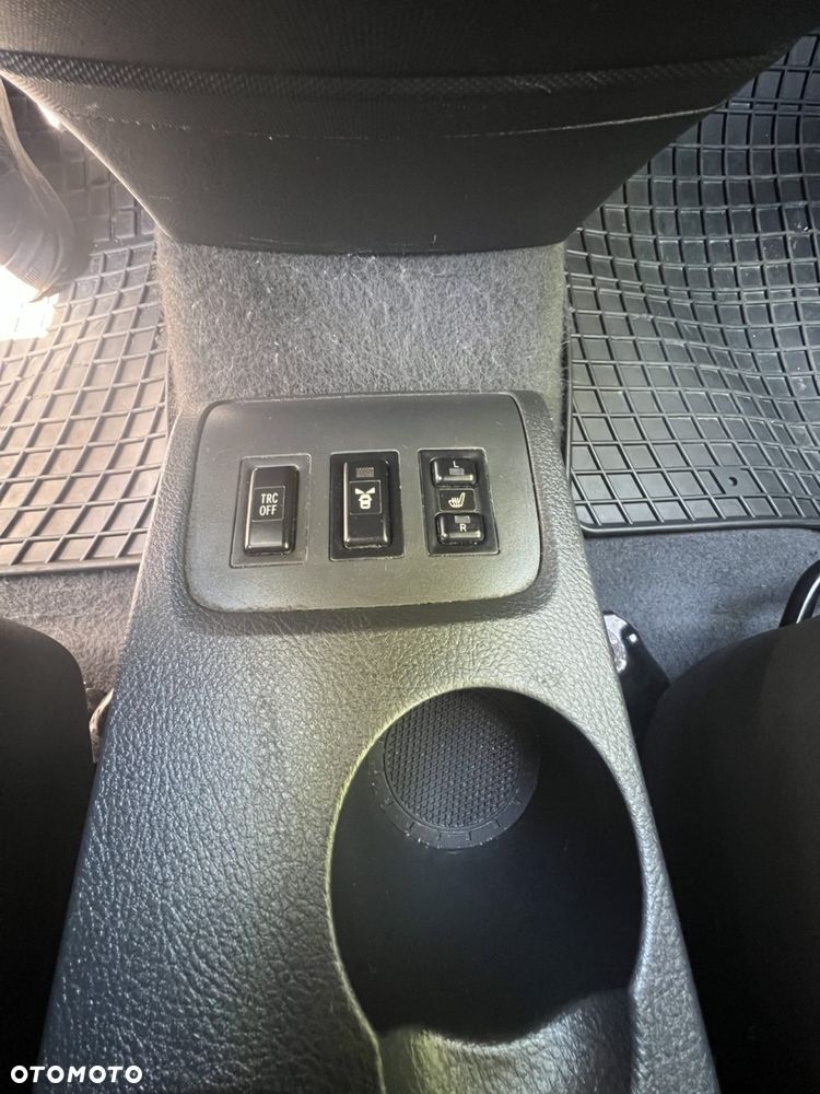Toyota Corolla Verso - 2