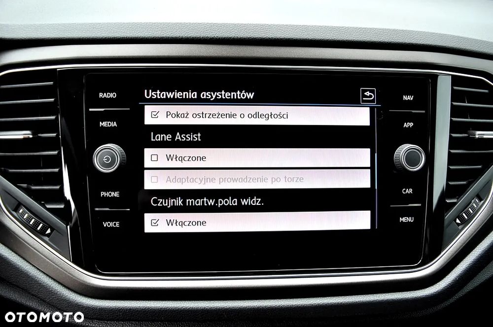 Volkswagen T-Roc 1.6 TDI SCR DPF Advance - 29