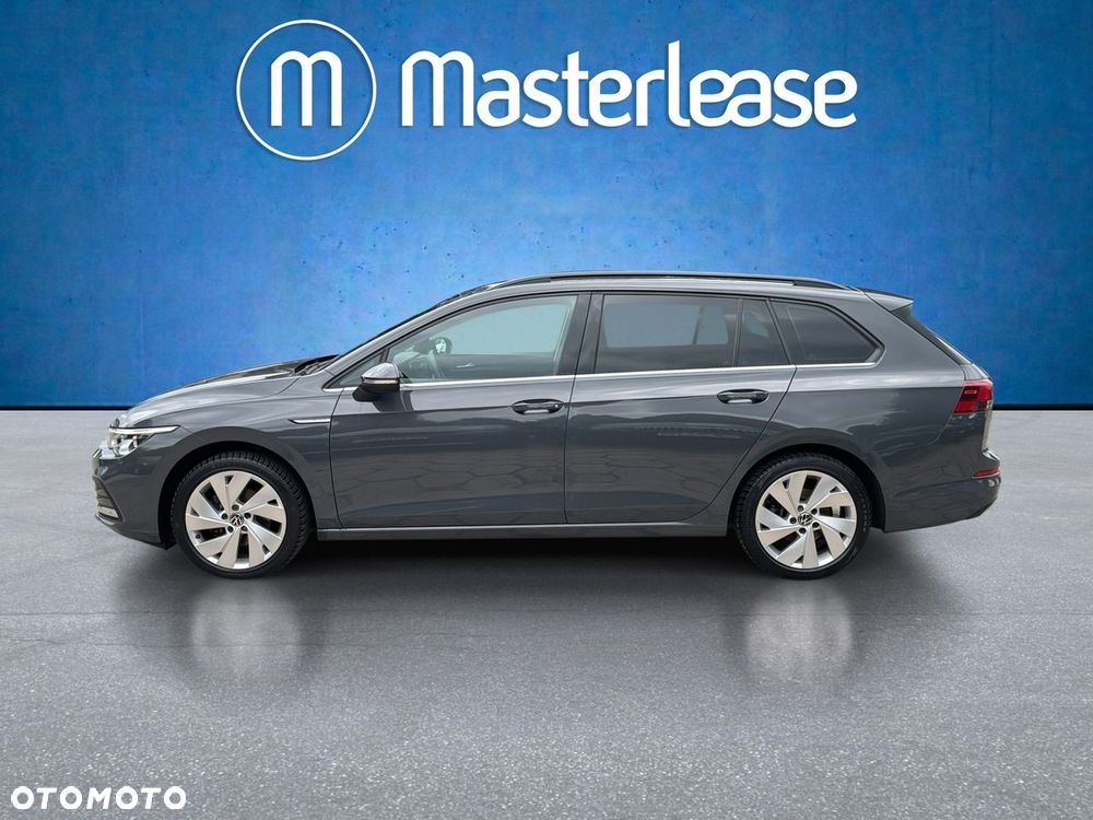 Volkswagen Golf - 8
