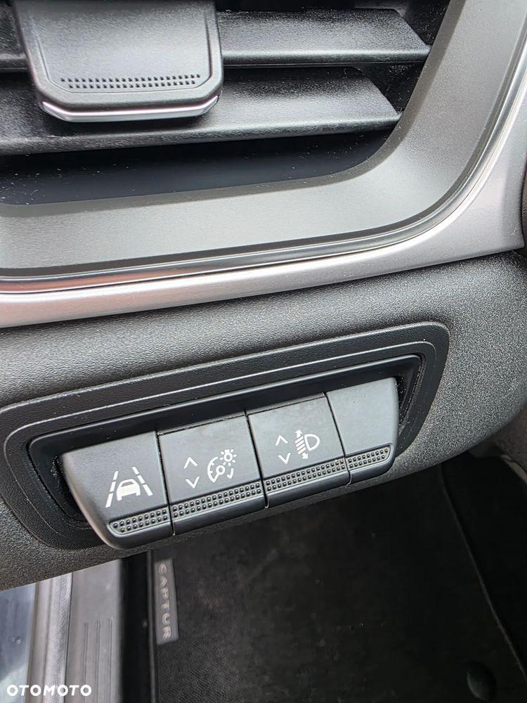 Renault Captur BLUE dCi 115 BUSINESS EDITION - 23