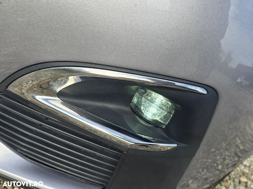 Peugeot 5008 1.2L PureTech EAT8 S&S Allure Pack - 23