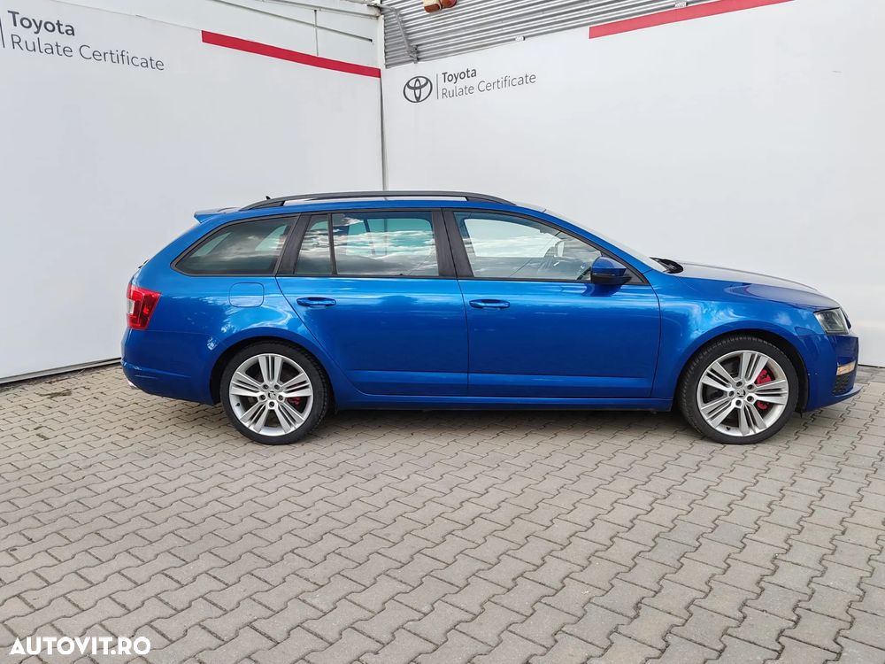 Skoda Octavia 2.0 TSI DSG RS - 4