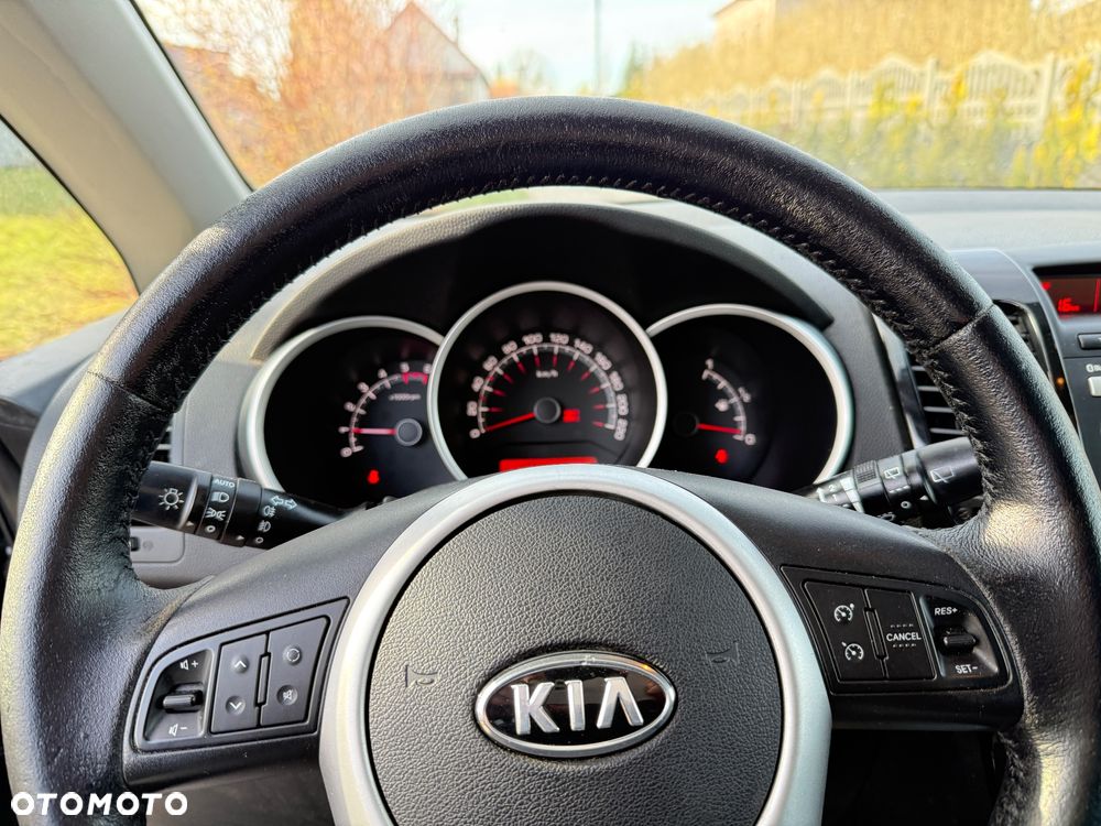 Kia Venga 1.6 CRDi 128 Spirit - 12
