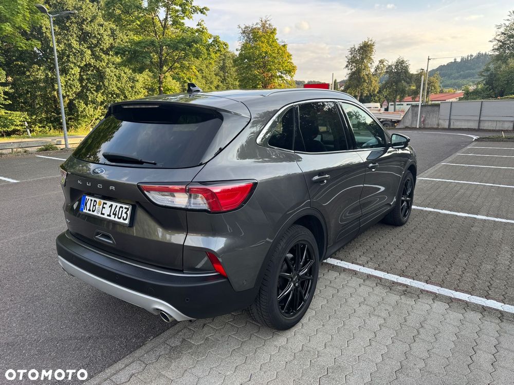 Ford Kuga 2.0 EcoBlue 4x4 TITANIUM - 12