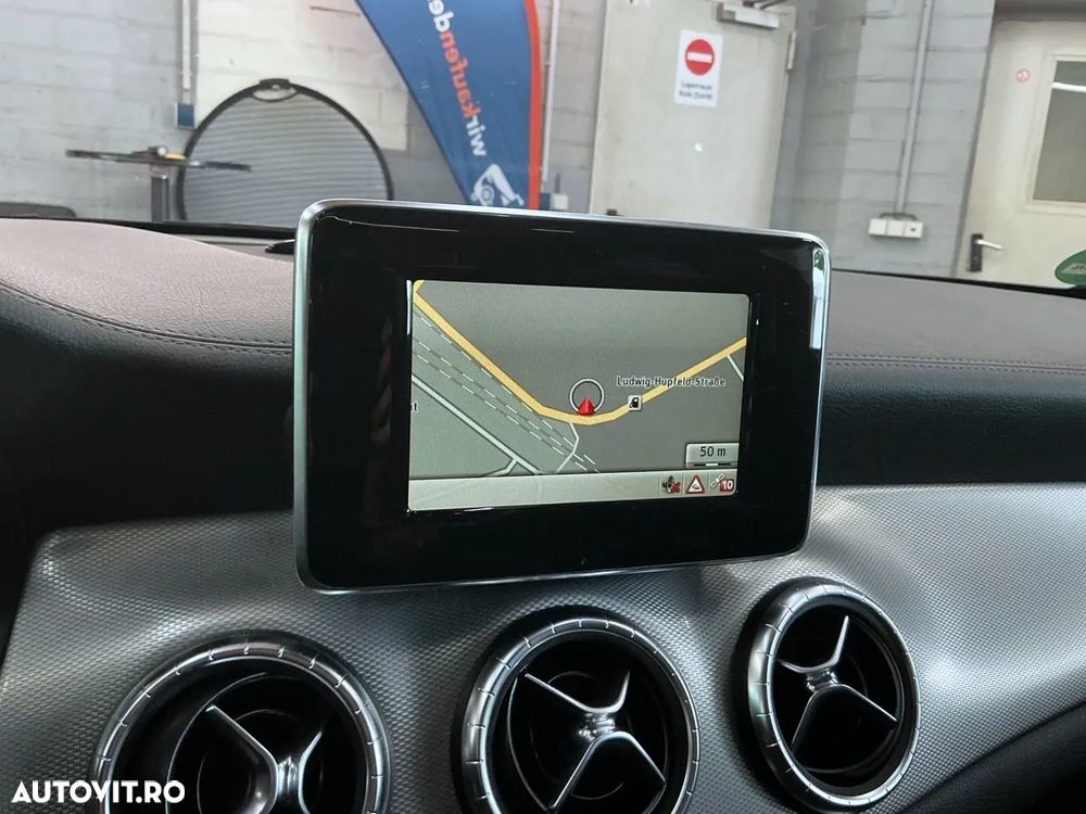 Mercedes-Benz CLA 220 d 7G-DCT Urban - 7