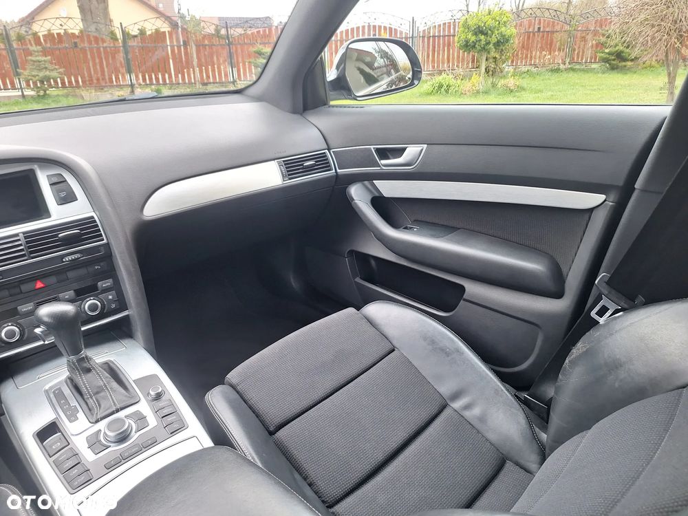 Audi A6 Avant 2.0T FSI Multitronic - 25
