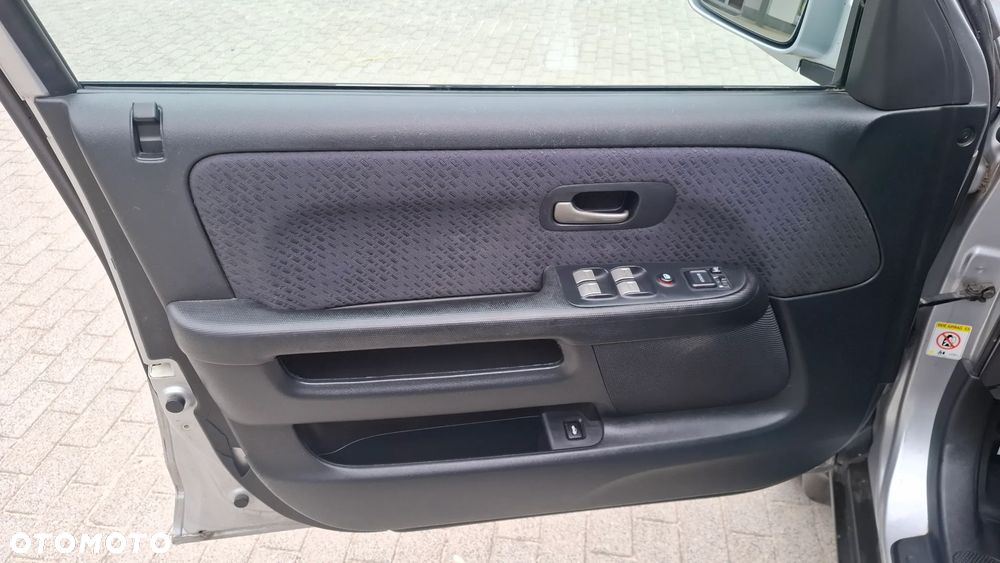 Honda CR-V 2.0i LS - 14