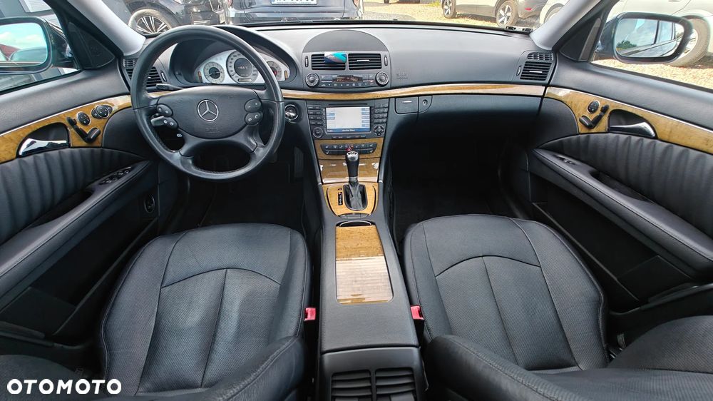 Mercedes-Benz Klasa E 500 Avantgarde - 12