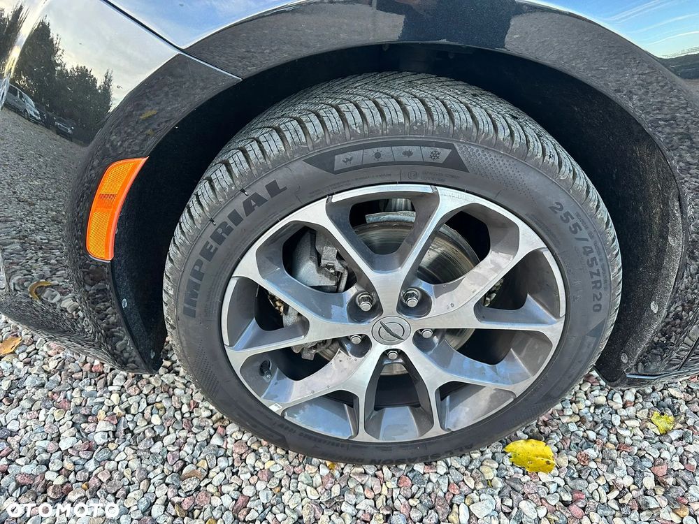 Chrysler Pacifica - 9