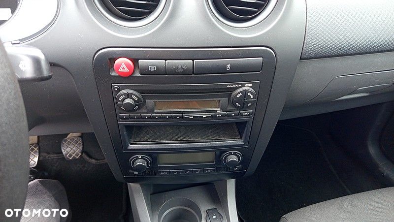 Seat Ibiza 1.6 16V Comfort Edition - 21