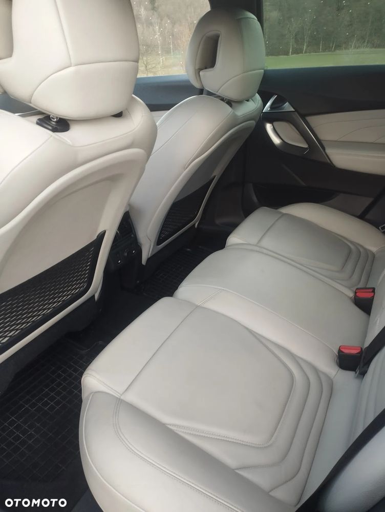 Citroën DS5 2.0 HDi SoChic - 11