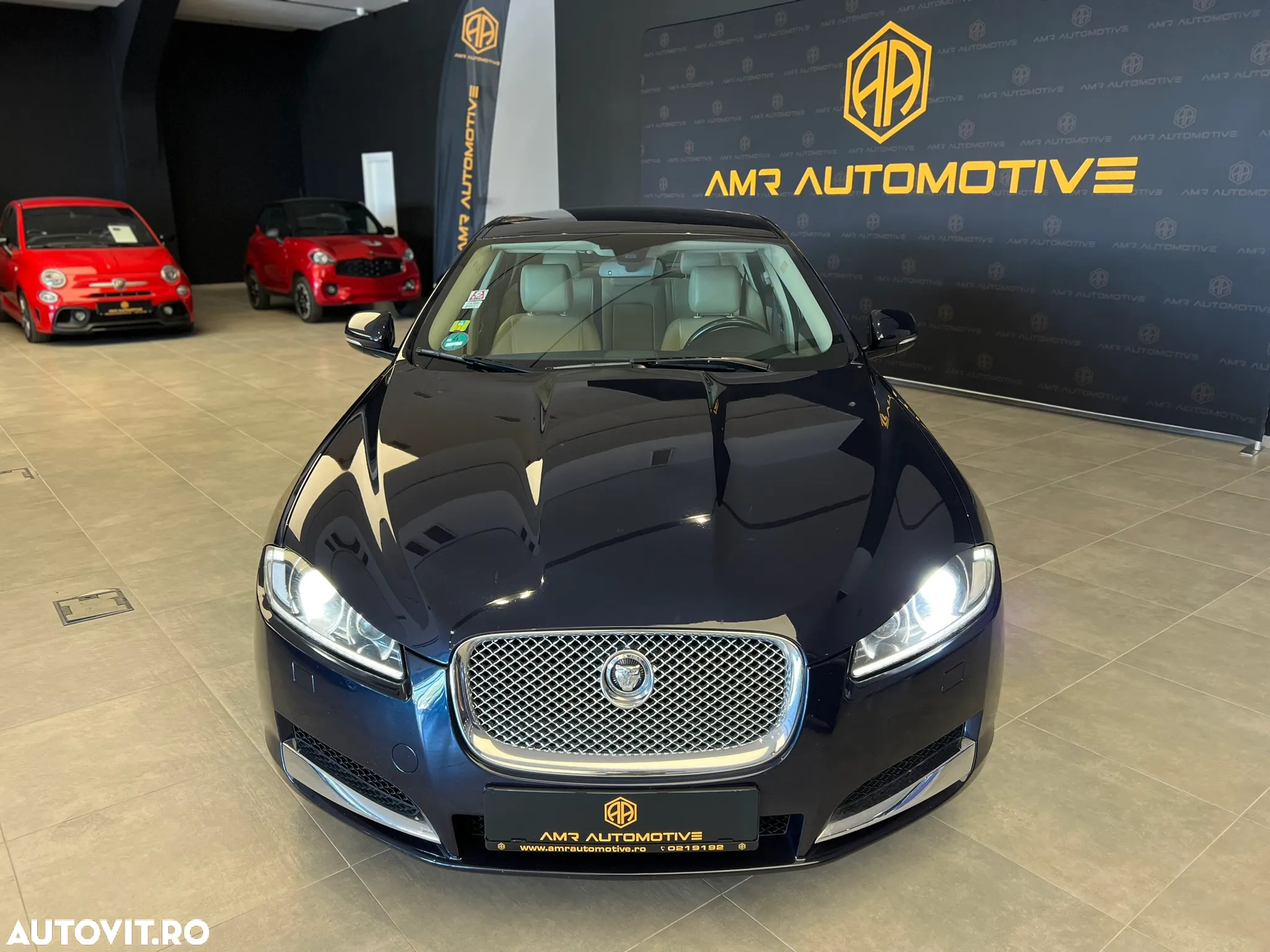 Jaguar XF 3.0 V6 Diesel Sportbrake - 2