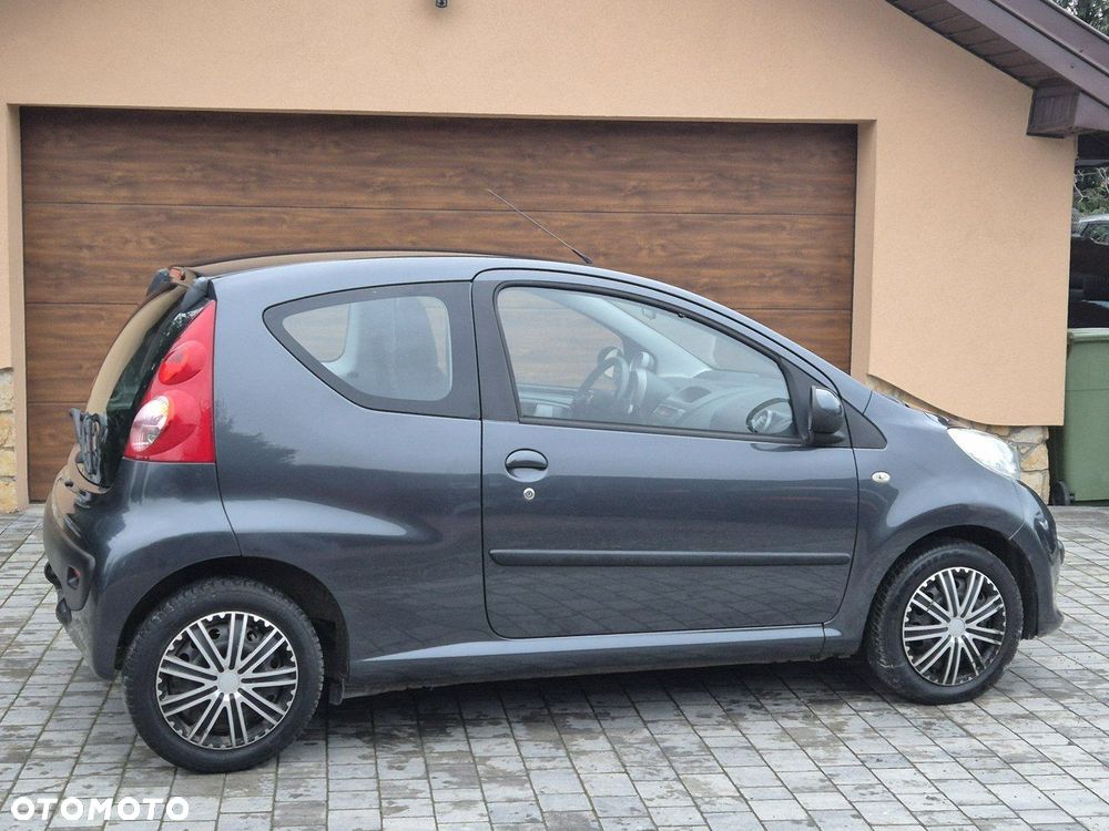 Peugeot 107 - 4