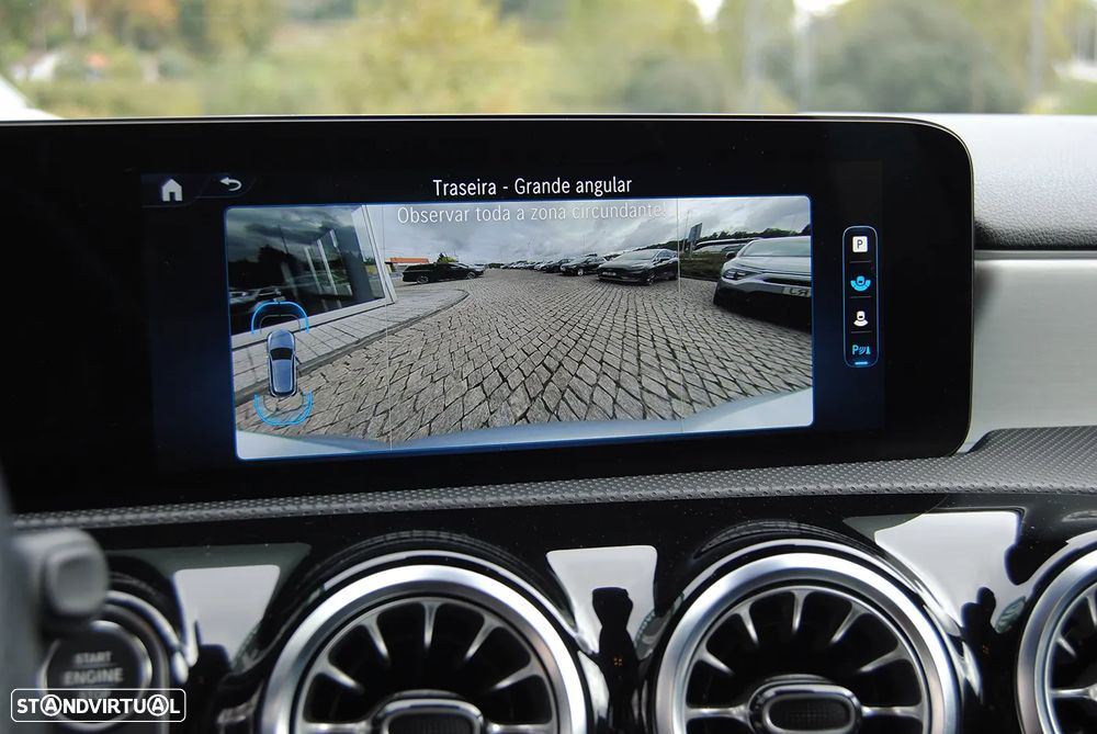 Mercedes-Benz A 250 e - 31