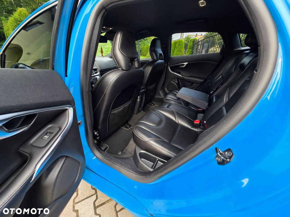 Volvo V40 2013