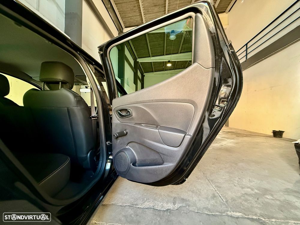 Renault Clio 1.5 dCi Dynamique Sport Edtion - 12