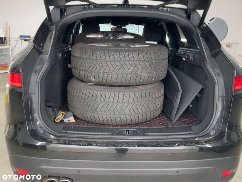 Jaguar F-Pace 20d AWD Prestige - 39