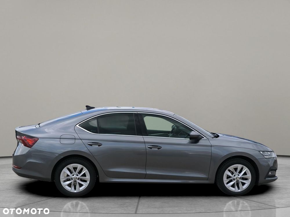 Skoda Octavia 2.0 TDI Style DSG - 7