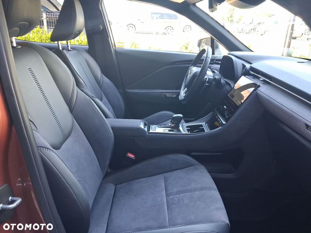 Lexus LBX 1.5 Hybrid Original Edition AWD - 13