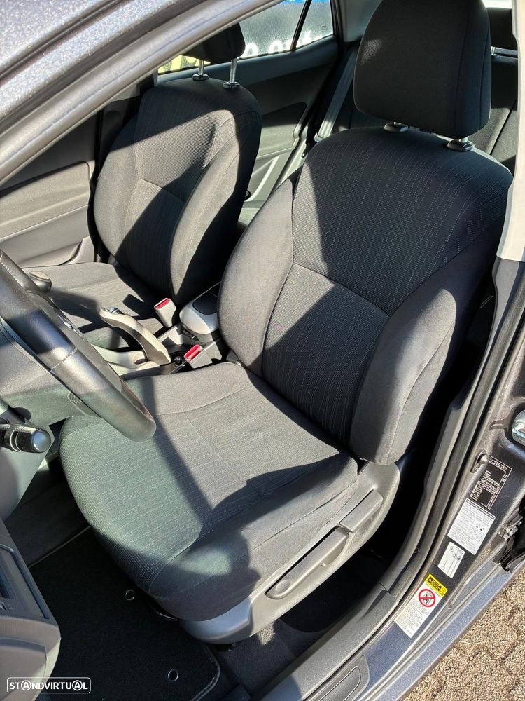 Toyota Auris 1.4 D-4D Comfort+VSC - 9