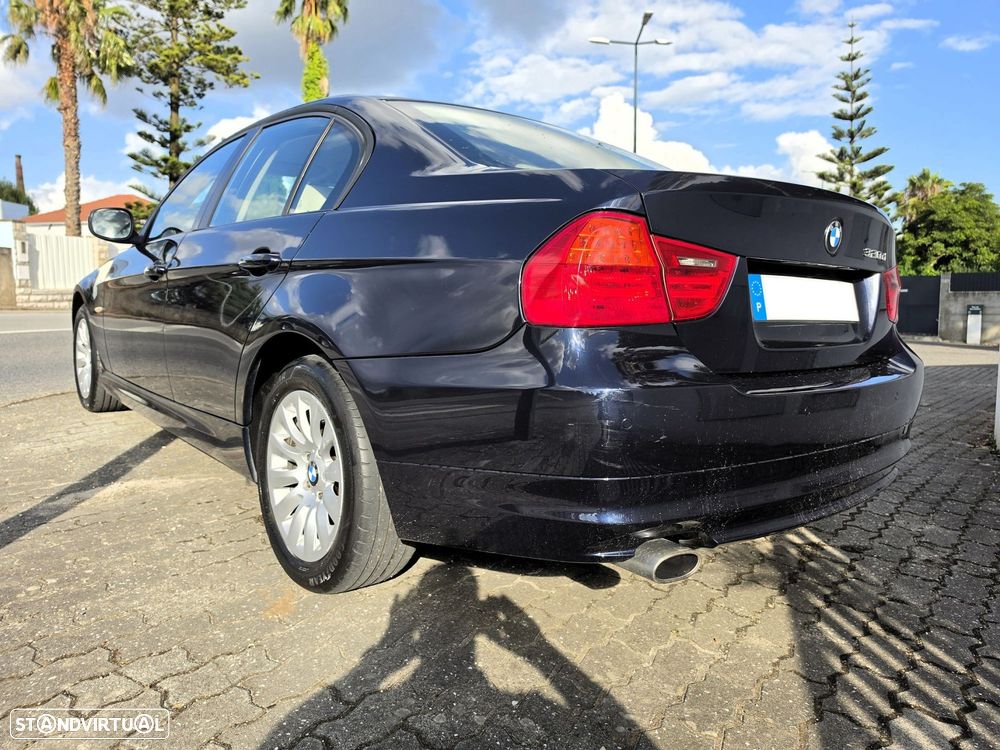 BMW 320 d xDrive - 45