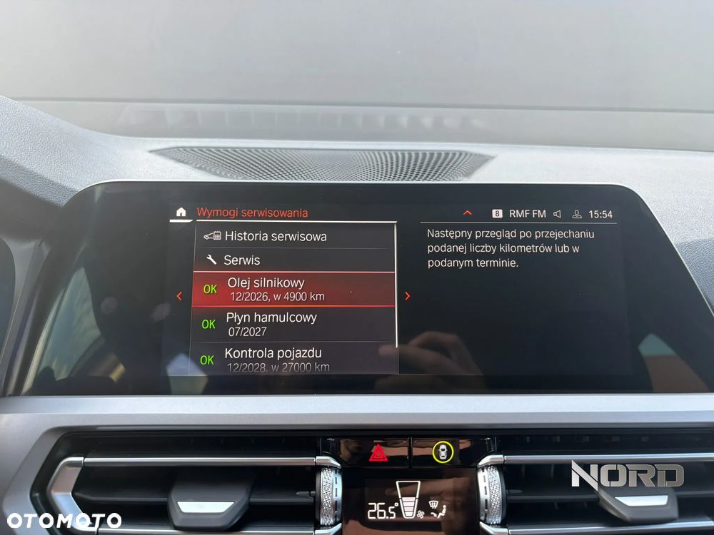 BMW Seria 3 320d mHEV - 32