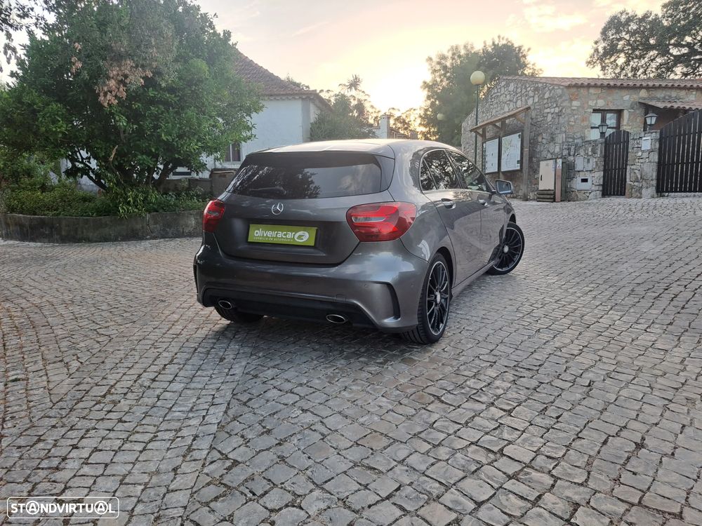 Mercedes-Benz A 180 7G-DCT Urban - 36