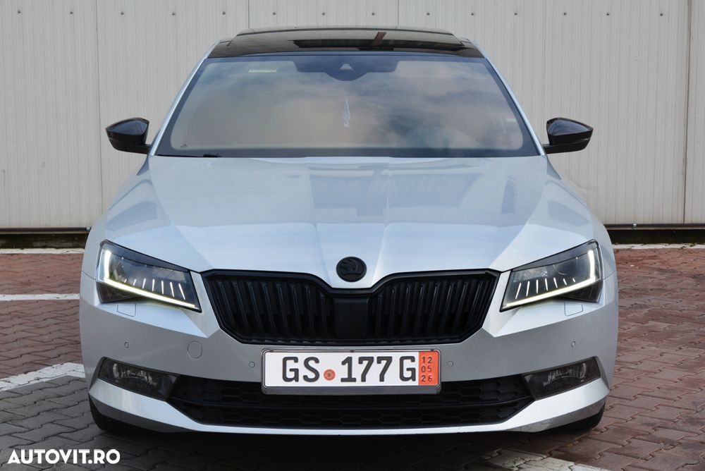 Skoda Superb 2.0 TDI DSG Sportline - 11