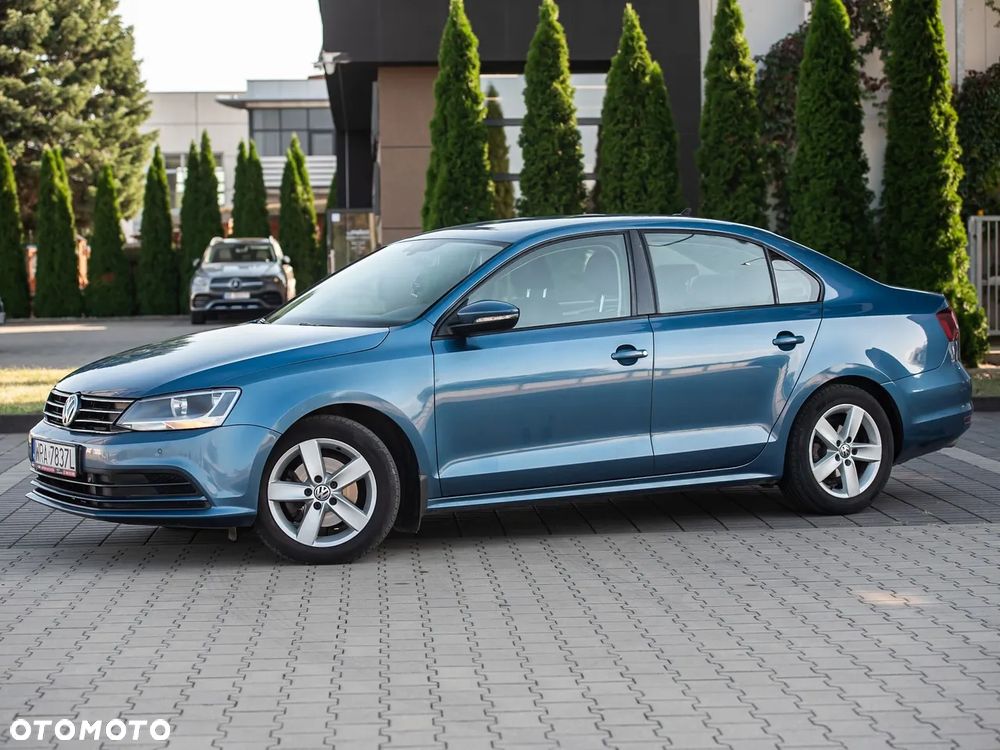 Volkswagen Jetta - 25