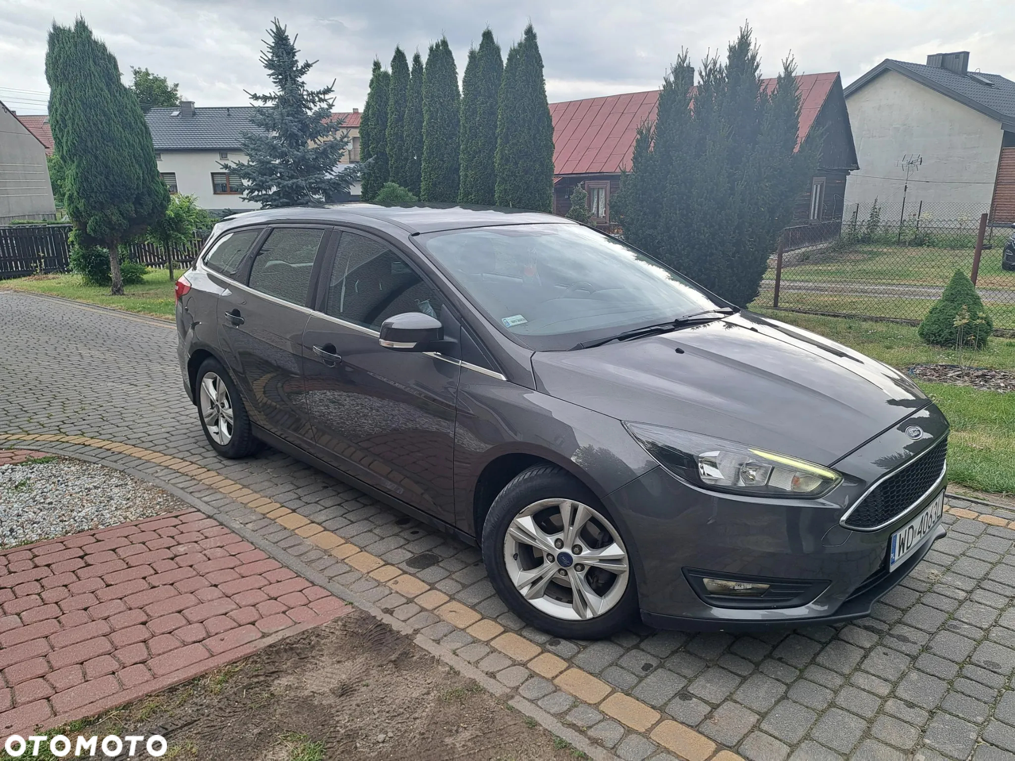 Ford Focus 1.5 TDCi Trend Sport - 4