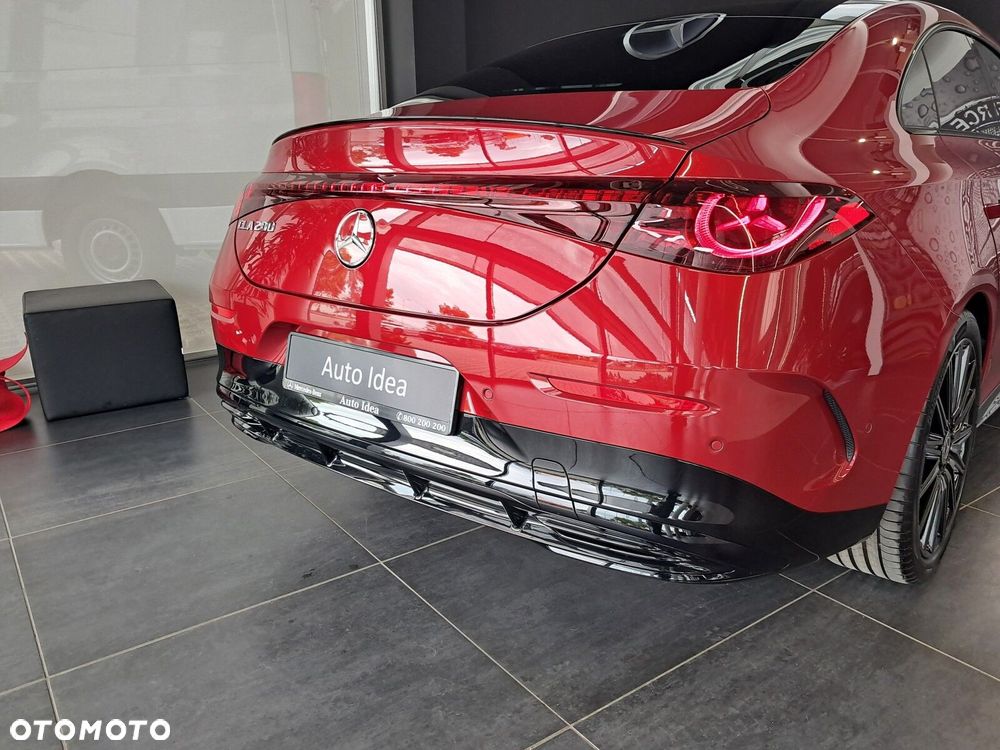 Mercedes-Benz CLA - 18