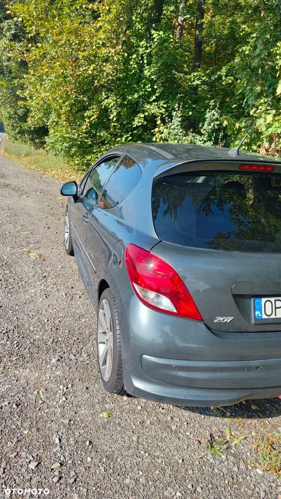 Peugeot 207 RC - 10