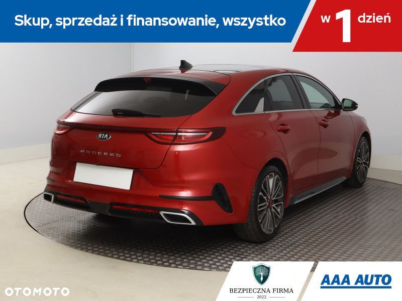 Kia ProCeed - 7