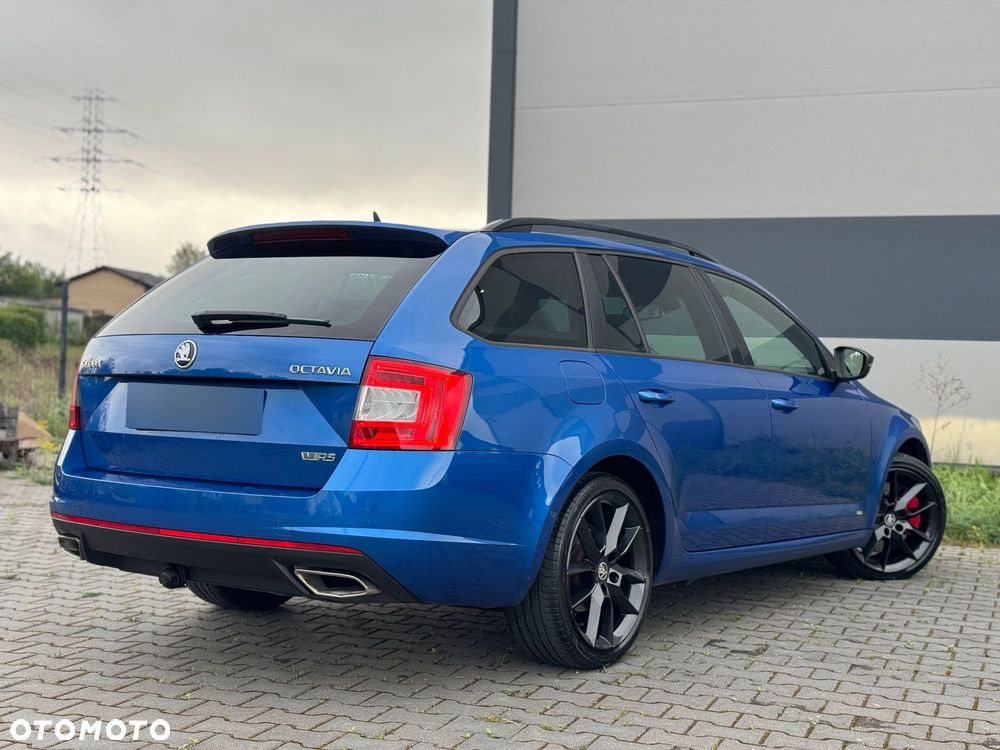 Skoda Octavia 2.0 TDI DSG RS - 11