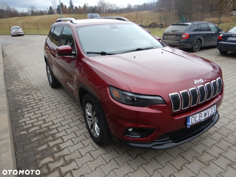 Jeep Cherokee - 4