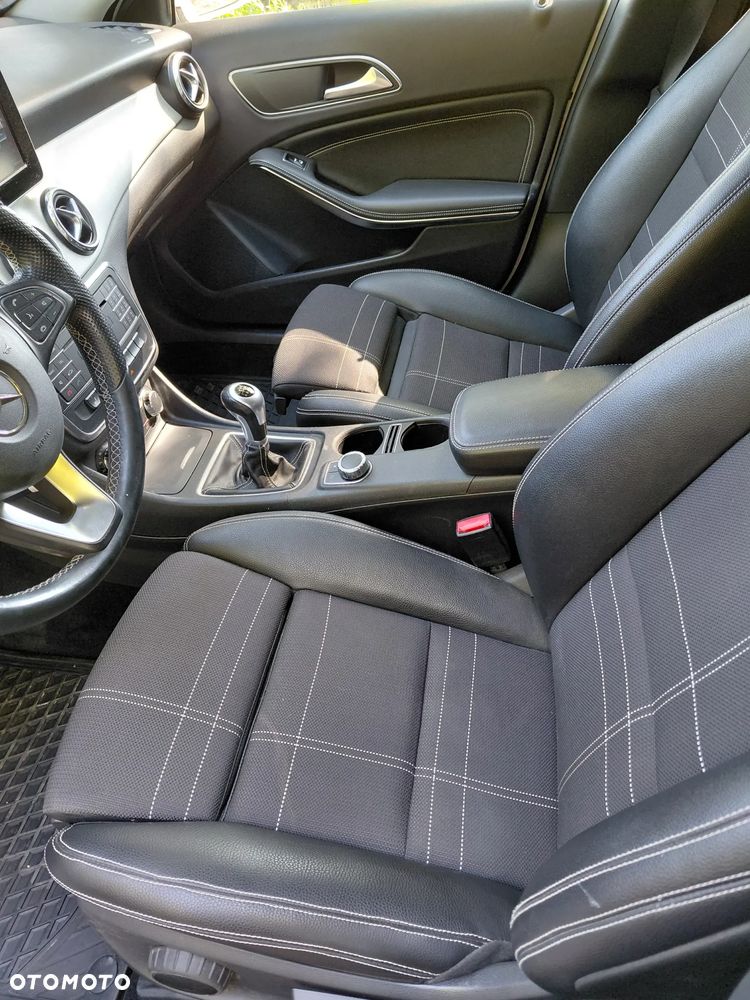 Mercedes-Benz GLA 180 (CDI) d - 34
