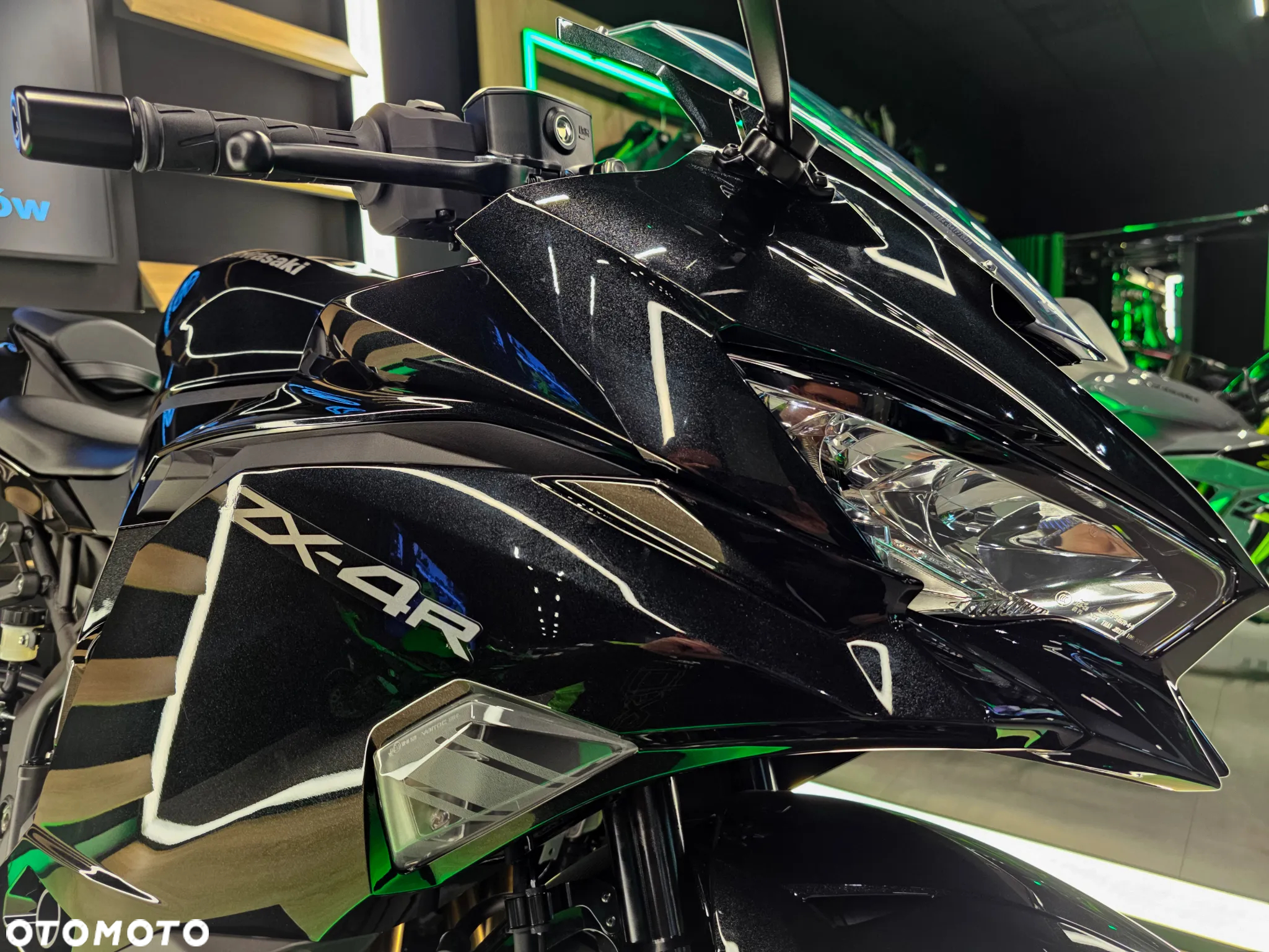 Kawasaki Ninja - 11