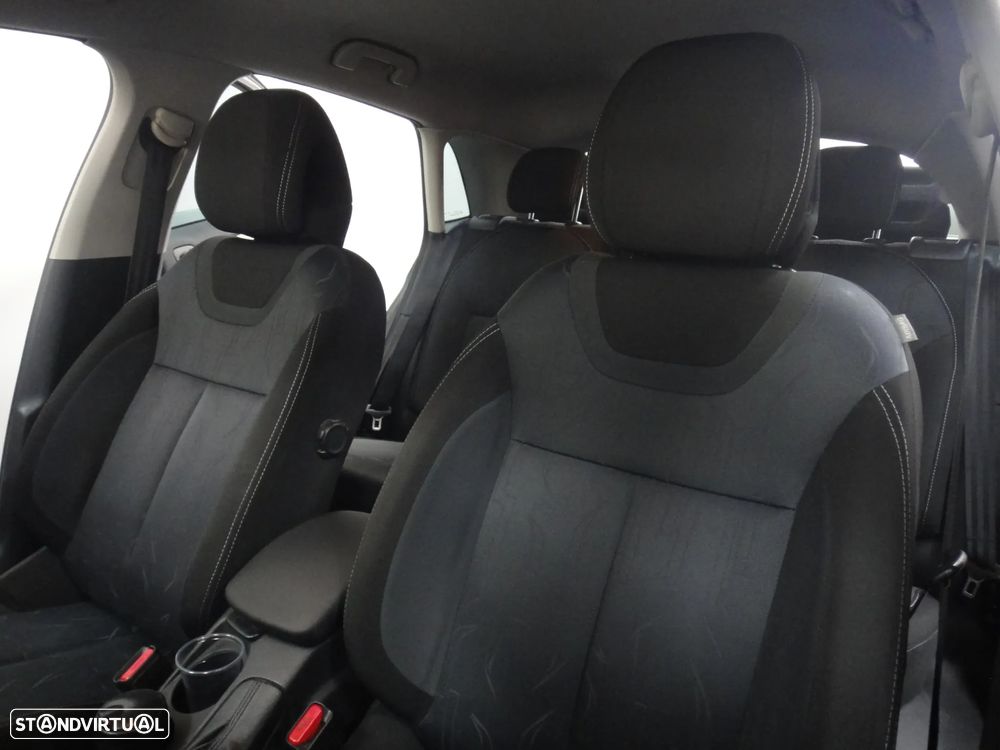 Citroën C4 1.6 HDi Exclusive - 13