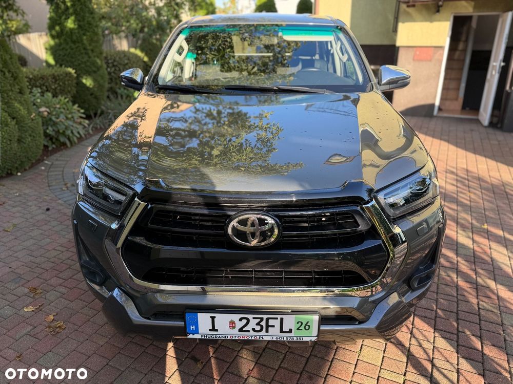 Toyota Hilux - 11