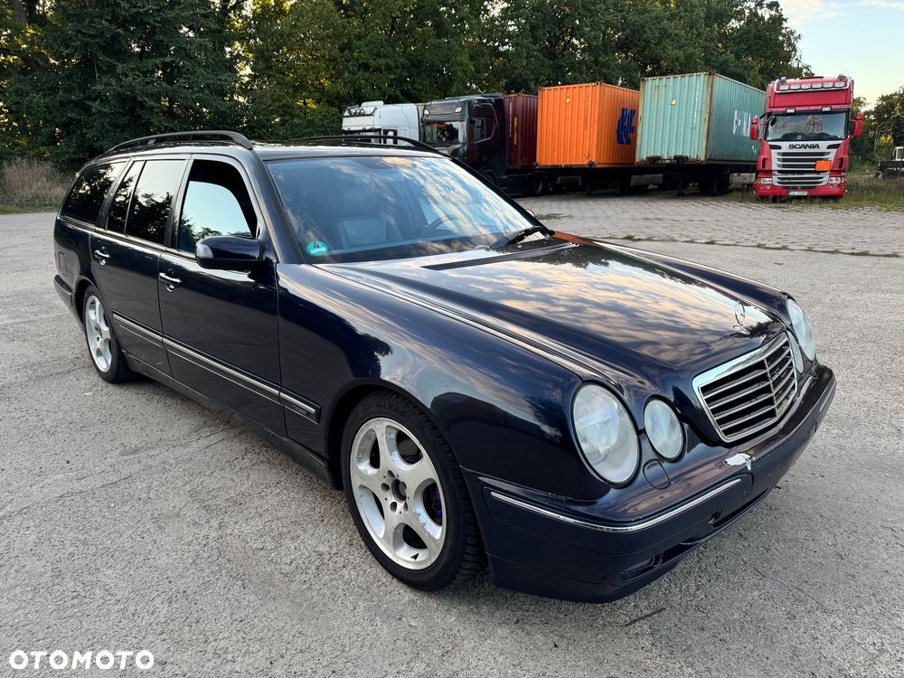 Mercedes-Benz Klasa E - 4
