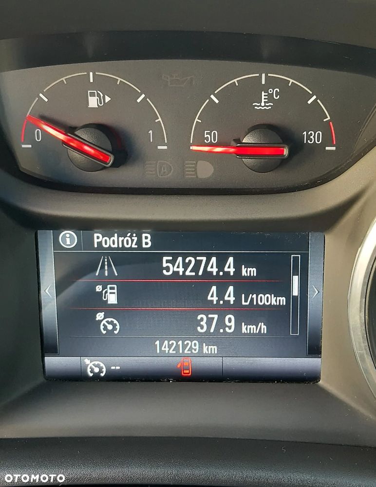 Opel Astra - 8