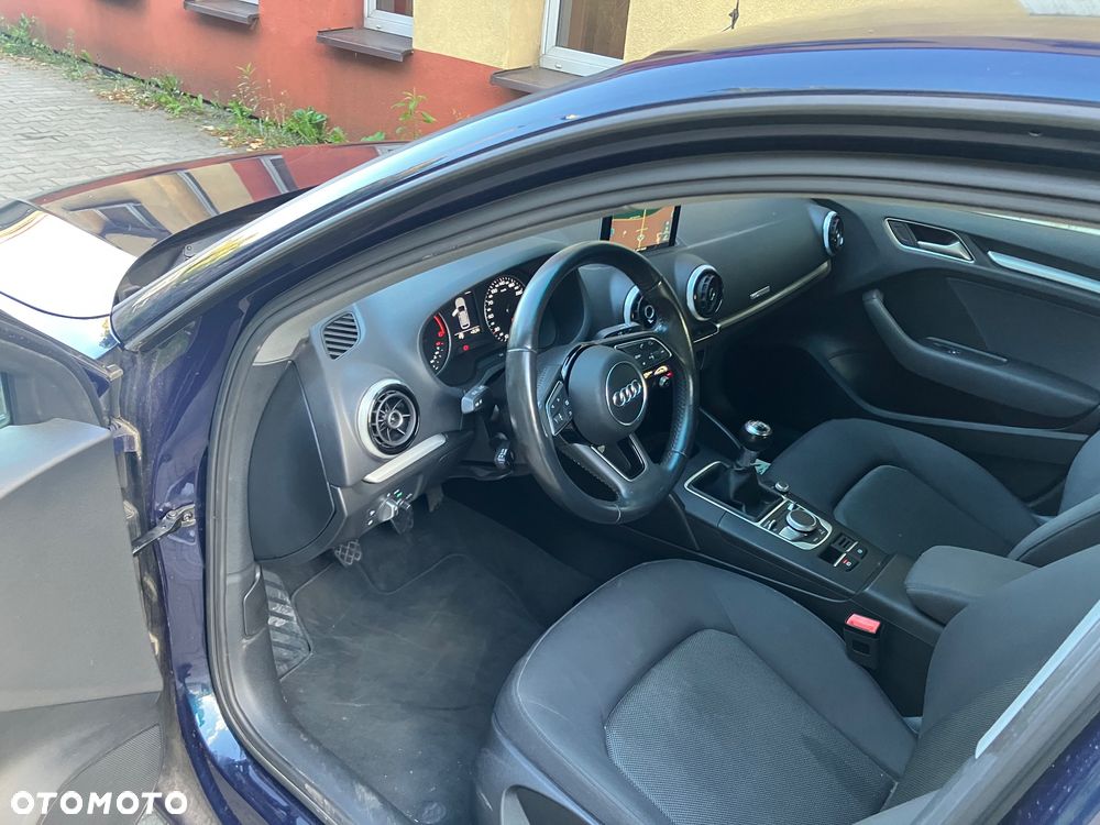 Audi A3 Sportback 2.0 TDI - 12