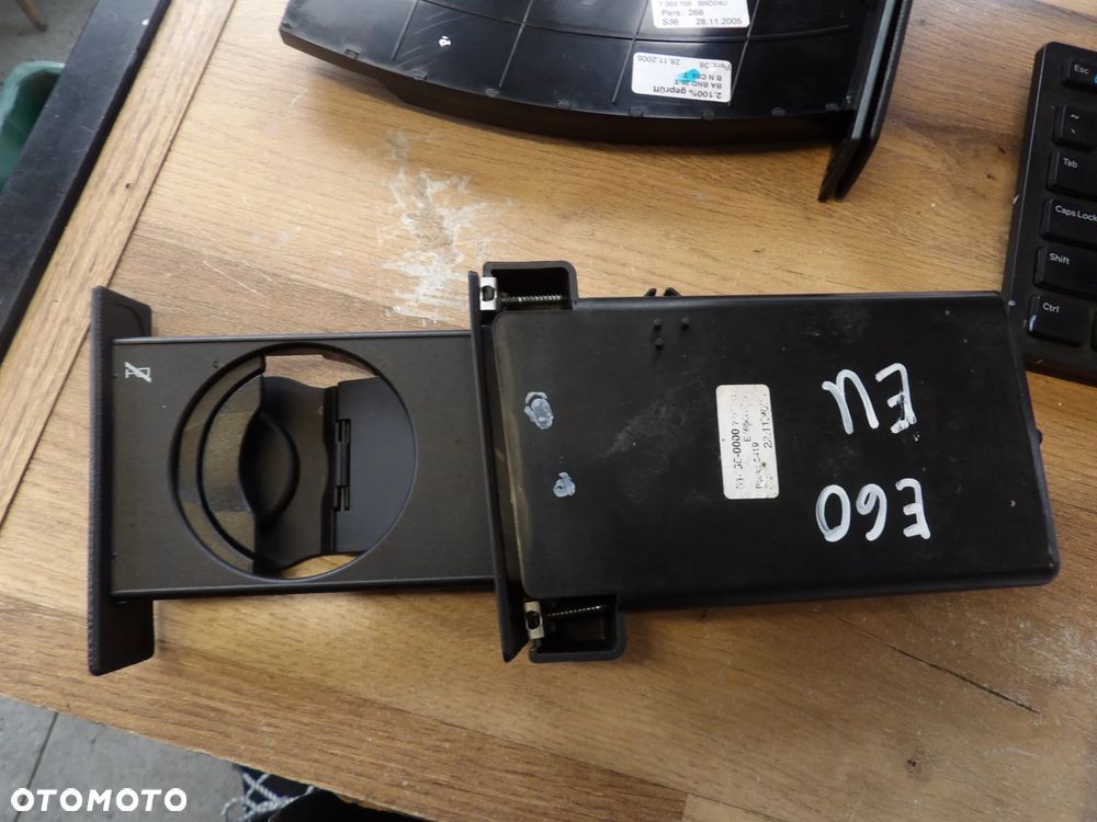 BMW - E60,E61 - UCHWYT NA KUBEK - CUPHOLDER - CENA ZA 1 SZT - 7063165 - 4