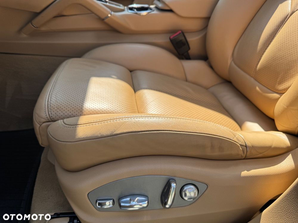 Porsche Cayenne S Diesel - 11