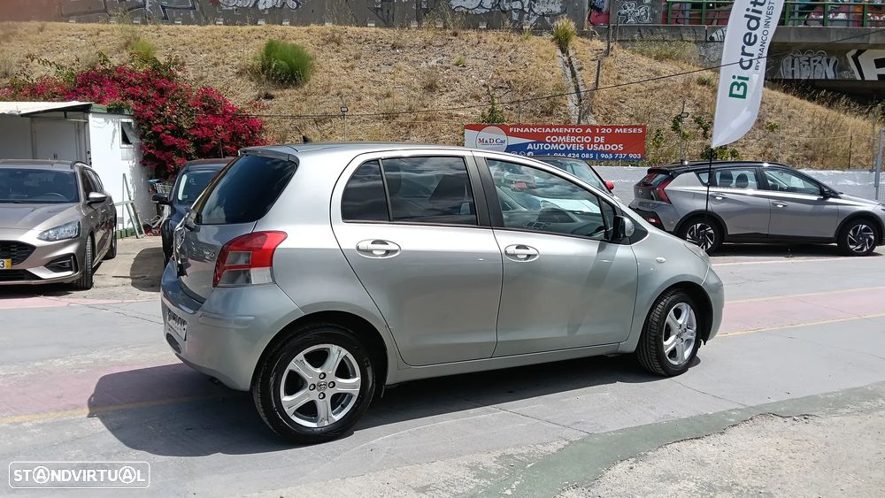 Toyota Yaris 1.4 D-4D Sol - 5